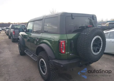 2024 Ford Bronco Badlands z USA, uszkodzony, nr VIN 1FMEE9BP9RLA92268